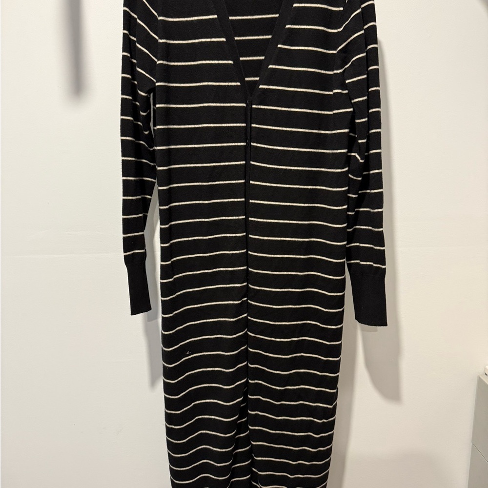 Chic Black and White Striped Cardigan